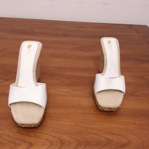 Two Lips sandals - Picture 4 of 7